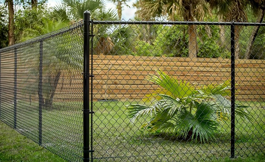 black-chain-link-fence-install-miami