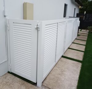 aluminum gate louvered