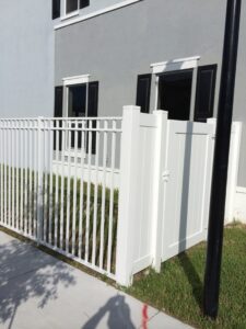 PVC Gate with Aluminum